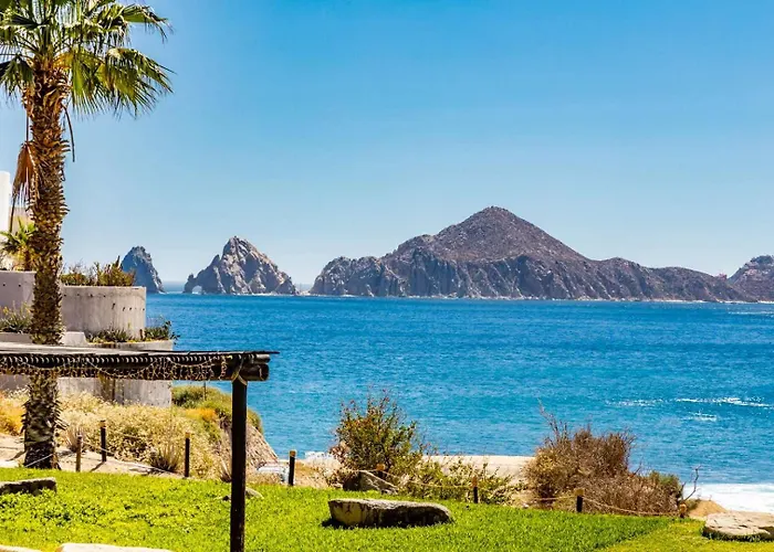 Apartamento Stunning 2 Bedroom With Ocean Views & Jacuzzi By The Cabo San Lucas