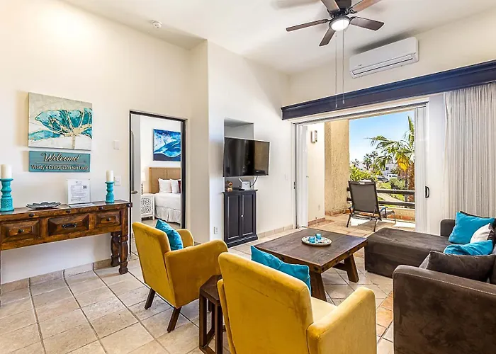 Stunning 2 Bedroom With Ocean Views & Jacuzzi By The Cabo San Lucas