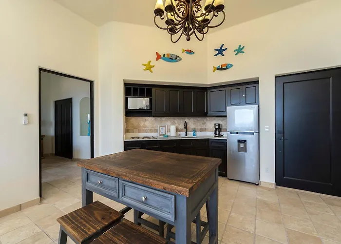 Apartamento Stunning 2 Bedroom With Ocean Views & Jacuzzi By The *