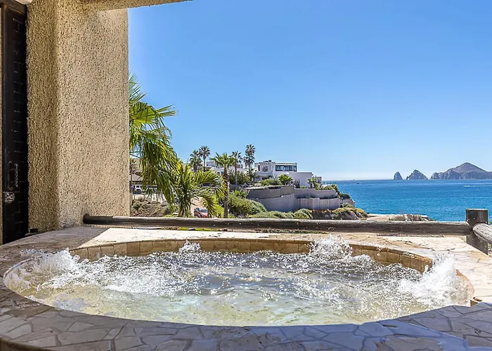 Apartamento Stunning 2 Bedroom With Ocean Views & Jacuzzi By The