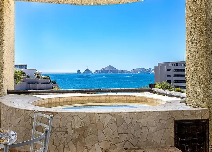 Apartamento Stunning 2 Bedroom With Ocean Views & Jacuzzi By The Cabo San Lucas